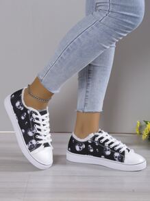 黑色和白色骷髏圖案戶外休閒運動繫帶時尚運動鞋 - 黑與白 - 查看 1