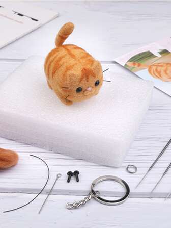 1 套咖啡猫 Poke Poke 趣味羊毛材料套装（含说明书）