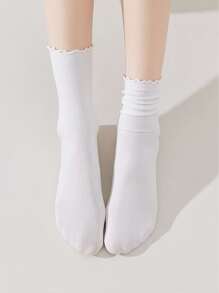 1 Paar Damen Ganzjahres Mittelhöhe Socken Weiße Flausch Socken Sport Süße Lolita Bequeme Dünne Socken, Herbst