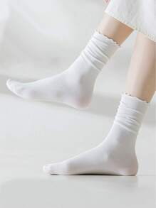 1 Paar Damen Ganzjahres Mittelhöhe Socken Weiße Flausch Socken Sport Süße Lolita Bequeme Dünne Socken, Herbst