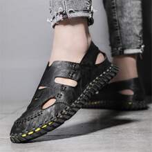 New Men's Summer Breathable Hollow Out Sandals Closed Toe Beach Flat Slippers - Black - View 3