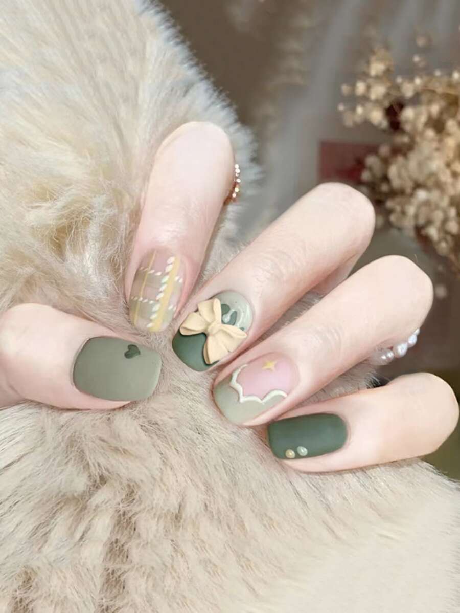 24入組綠色抹茶蝴蝶奶盖磨砂短款可拆式美甲貼紙，Press On 彎爪指甲，美甲工具 - 綠色 - 查看 1