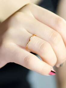 1 chiếc nhẫn Cubic Zirconia cổ điển, kiểu dáng nữ, thích hợp cho đám cưới, lễ đính hôn, tiệc tùng, ngày Valentine, và cũng có thể dùng làm quà tặng cho mẹ vào ngày của mẹ, v.v. - Vàng - Xem 3