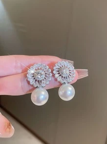 1 par de pendientes de mujer románticos con perla artificial, pendientes femeninos delicados de plata como joyería elegante de regalo para fiesta de Halloween