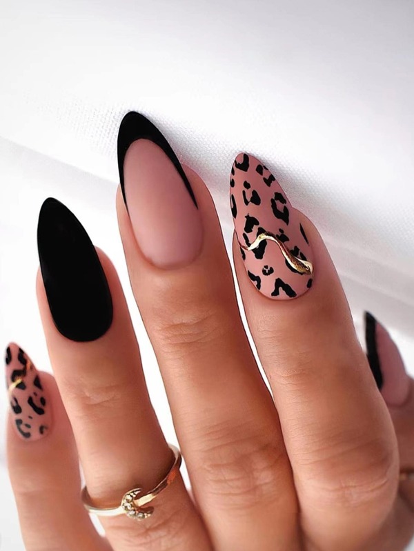 24 pezzi di Unghie stiletto mandorla medio-lunghe con finitura opaca, stampa leopardo nera, french tips neri, strisce dorate e motivi colorati completamente coperti, adatti per unghie press-on per donne e ragazze