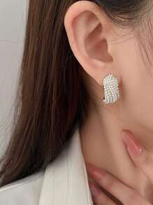 1pair Elegant Faux Pearl Stud Earrings - Silver - View 2