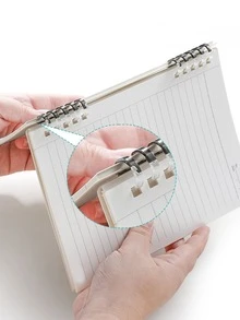 60 張 A5 活頁筆記本，帶 5 孔打孔頁，防刮線圈裝訂，可愛休閒主題封面設計，可拆卸頁面，非常適合學生外出作業和返校季節 - 白色 - 查看 3