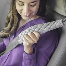 2入組汽車安全帶套，肩帶墊柔軟舒適座椅安全帶墊，幫助保護您的頸部和肩膀免受安全帶摩擦