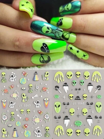 Halloween Nagelkonst Klistermärken 5D Stereoskopisk Präglad UFO Alien Astronaut Space Nageldekaler Självhäftande Nagelkonst Tillbehör Till Halloween dagar Kvinnor Tjejer DIY Nageldekorationer