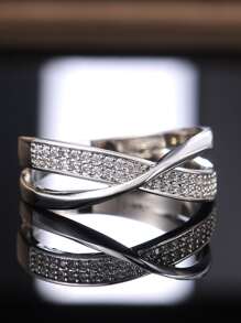 1枚优雅立方氧化锆戒指，女士婚礼订婚派对珠宝，情人节礼物 - 銀色 - 查看 3