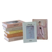 随机发送 1 本模拟书，尺寸相同但封面不同，最佳礼物