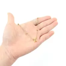 不銹鋼26最初吊墜女性項鍊流行珠子墜飾項鍊適合女士 - 金黃色 - 查看 3