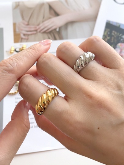 Metallic Textured Ring