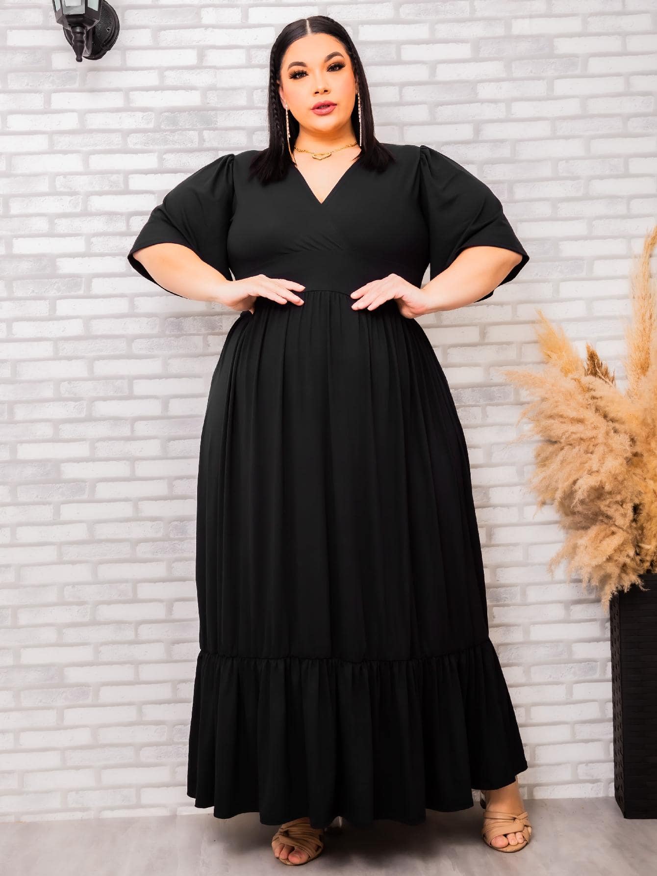 Plus Size Dresses - 黑色 - 查看 1