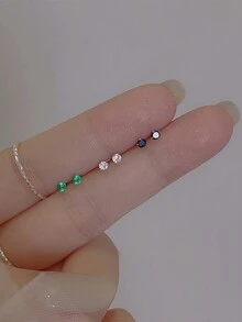 1對的時尚和精美S925純銀迷你方晶鋯石耳釘,鍍金,合適的適用於日常穿著