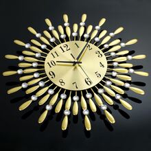 Reloj mural contemporáneo minimalista de metal creativo con batería , tamaño 37cm X 37cm para decoración sala de estar , cocina , dormitorio , comedor con oficina - Dorado - Ver 4