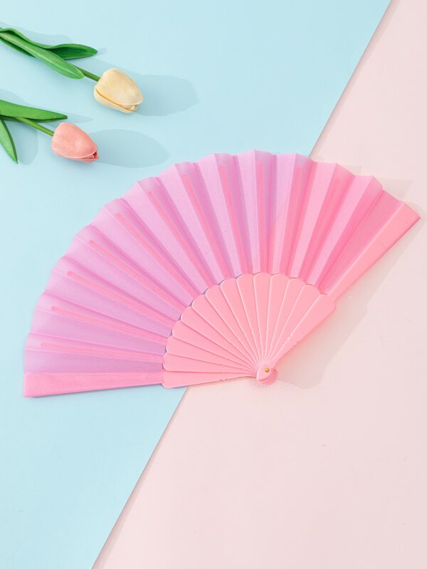 1 pièce Éventail plat en soie lisse de 22 cm pour dames avec côtes en plastique, convient pour les fêtes personnalisées, la Saint-Valentin décontractée