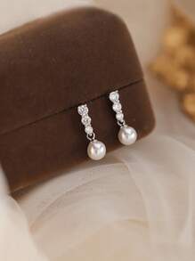 BALMORA 1 Paar elegante, hochwertige S925 Sterling Silber Perlenohrringe mit eingefassten Zirkonia- Muscheln für weibliche Geschenke