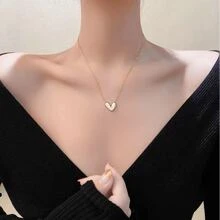 1 件女士简约优雅爱心形仿珍珠母贝吊坠项链，设计师风格，时尚性感金链休闲情人节 - 金色 - 查看 1