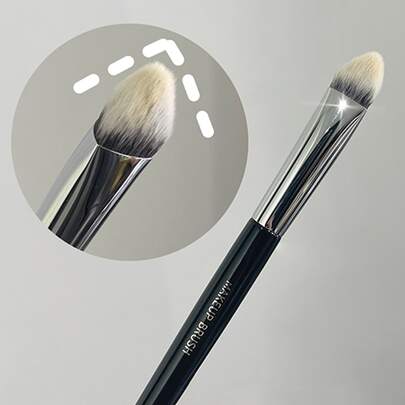 1支黑色三角遮瑕刷，可用于遮盖痘痘、黑眼圈、泪沟、提亮和细节修饰，也可作粉底刷、遮瑕刷、腮红刷、修容刷、古铜粉刷、散粉刷等使用，赠品