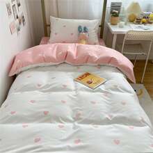 Three-Piece Heart Pattern Quilt Cover Pillowcase Set