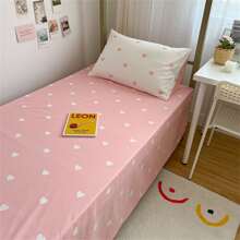 Three-Piece Heart Pattern Quilt Cover Pillowcase Set