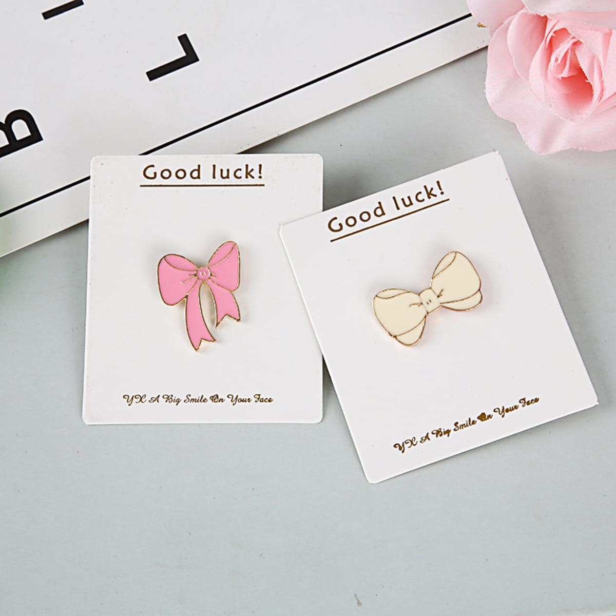 2pcs Pink Bow Tie Shaped Cartoon Metal Brooch For Bags, Clothes Decor, Souvenirs Valentines,Mom,Mother,Mother's Day,Gift - Multicolor - View 1