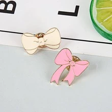 2pcs Pink Bow Tie Shaped Cartoon Metal Brooch For Bags, Clothes Decor, Souvenirs Valentines,Mom,Mother,Mother's Day,Gift - Multicolor - View 3