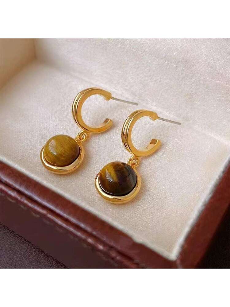 Circular C Shape Earrings, Fashionable And Niche Design, Vintage And Antique Style Ear Accessory