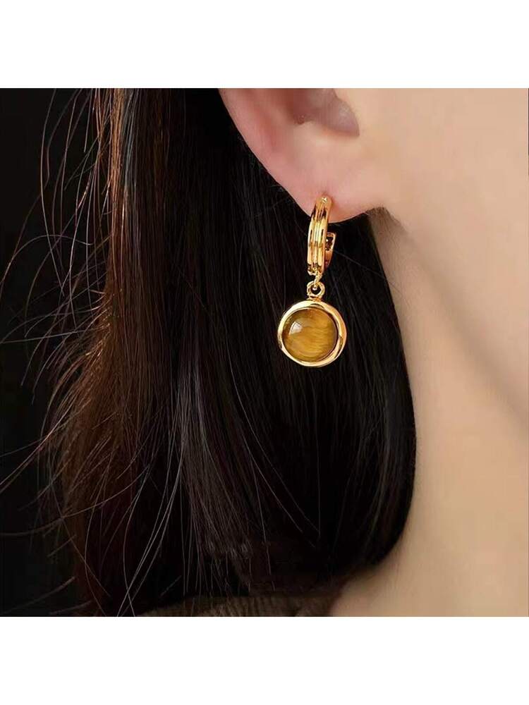 Circular C Shape Earrings, Fashionable And Niche Design, Vintage And Antique Style Ear Accessory