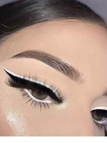 White Eyeliner