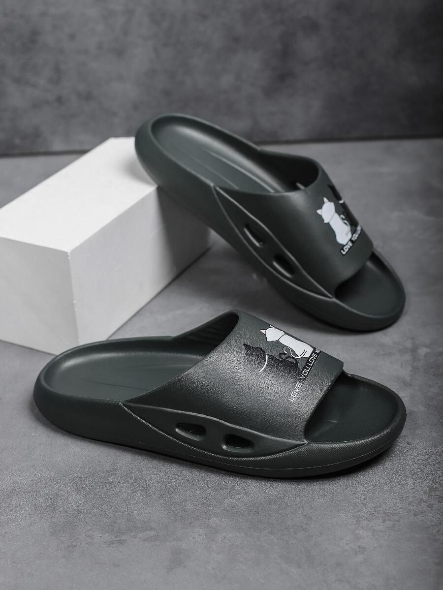 New Lightweight Men's Cartoon Pattern Home Slippers For Bathroom - Army Green - View 1
