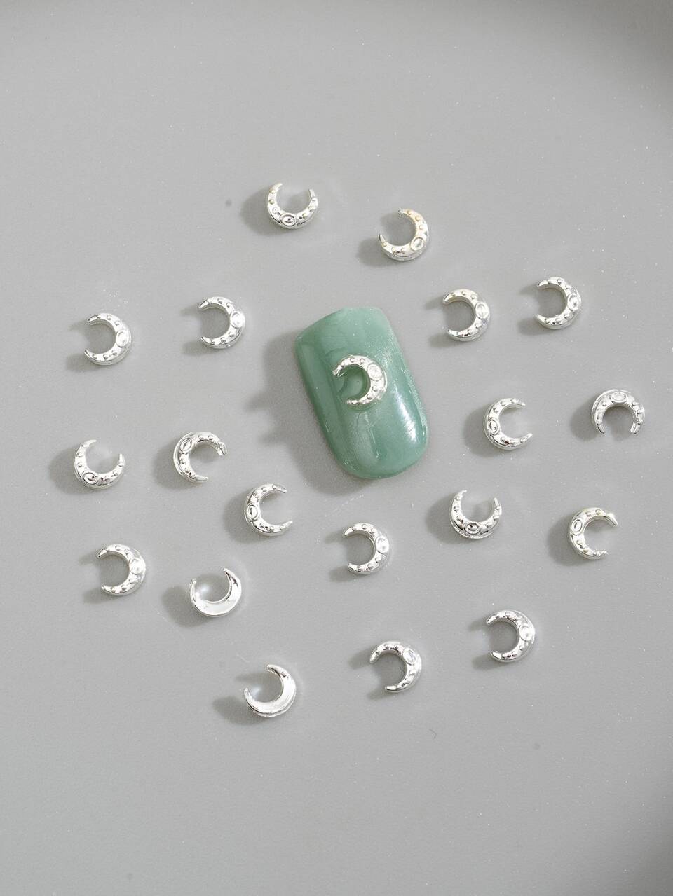 20Pcs/Set Crescent Moon Design Alloy Nail Art Decoration Diy Nail Charms Nail Gems Nail Supplies Nails