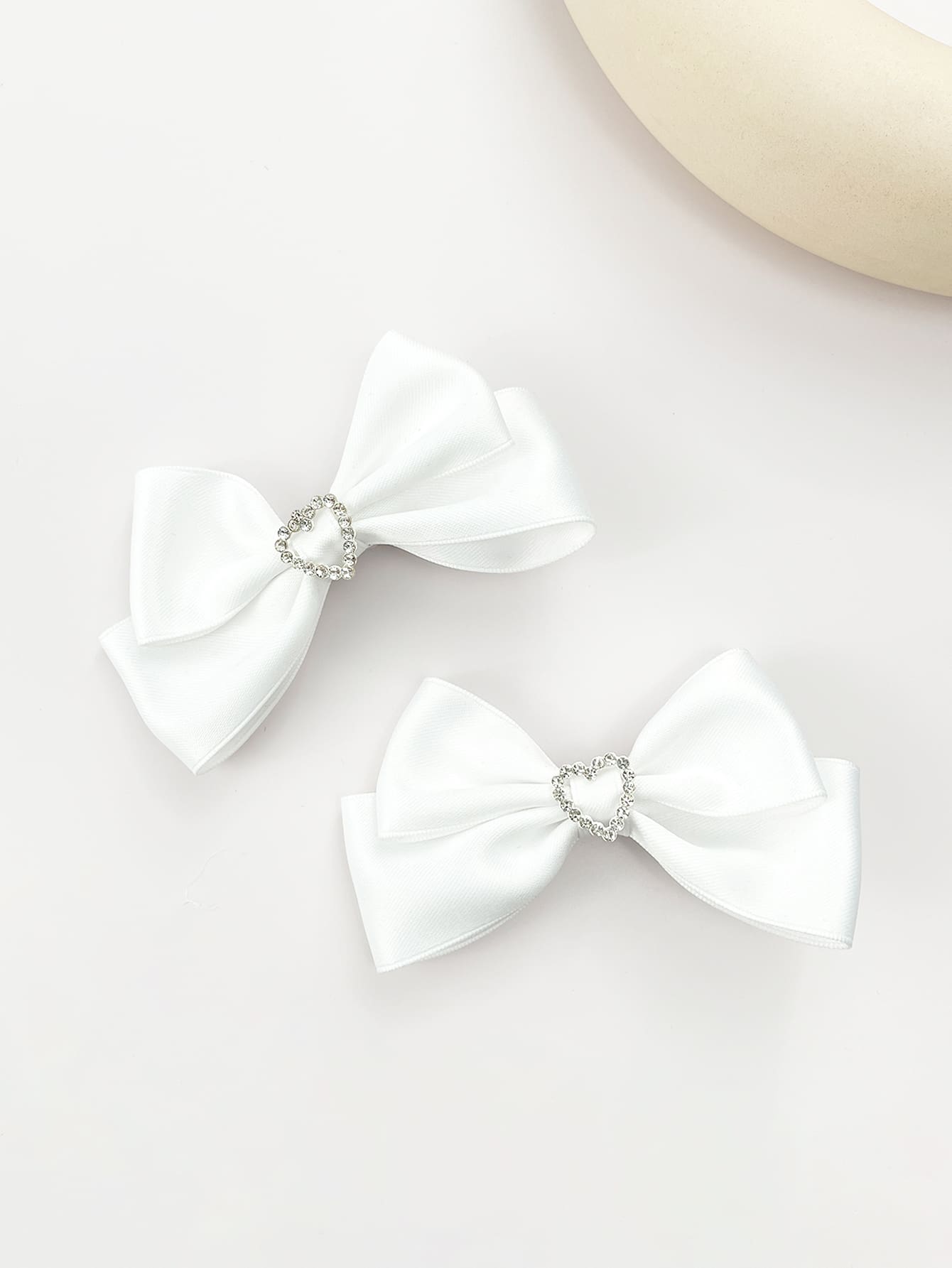 2 件女士纯色甜心蝴蝶结发夹可爱情人节情人爪夹发夹发夹，学校用品，优雅，学院风，女士冬季服装，蝴蝶结 - 白色 - 查看 1