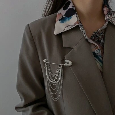 1 ชิ้น เข็มกลัดติดเสื้อ เงิน มุกพู่ เข็มกลัดแฟชั่น อุปกรณ์เสริมสำหรับสูท สำหรับผู้หญิง