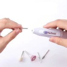 1入組便攜式指甲油去除器和研磨機，帶 5 個不同頭，需要 AA 電池，電動美甲工具 - 白色 - 查看 4