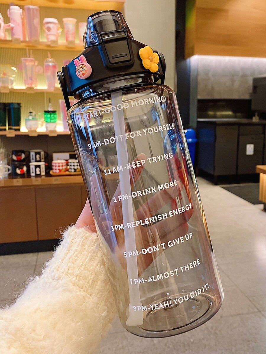 1件 67.63oz/2L 大容量黑色 PC 水瓶,附 3D 貼紙,便攜吸管杯,適用運動、健身、居家與戶外旅行 - 黑色 - 查看 1