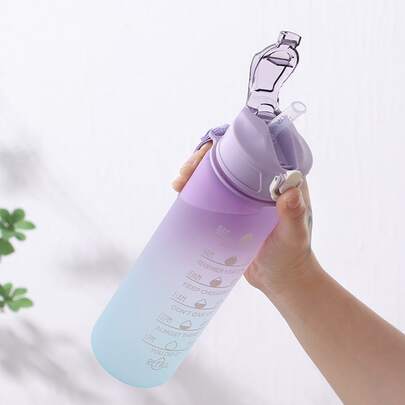 750 ml Farbverlaufs Wasserflasche für Outdoor, Sport Wasserbecher mit mattem Finish, zufällig 1 Stück