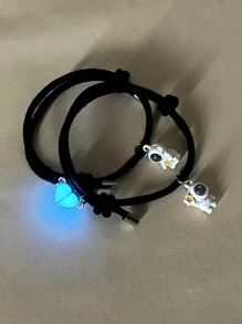 ATLVXJL Set de 2 pulseras con colgante de corazón con proyección de astronauta luminoso y perla incrustada para pareja - Multicolor - Ver 5