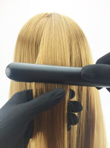 2件套美发造型工具套装，包含卷发棒、直发器、隔热手套和保护套，可用于卷发、直发和染发，适合旅行和节日使用。 - 黑色 - 查看 3