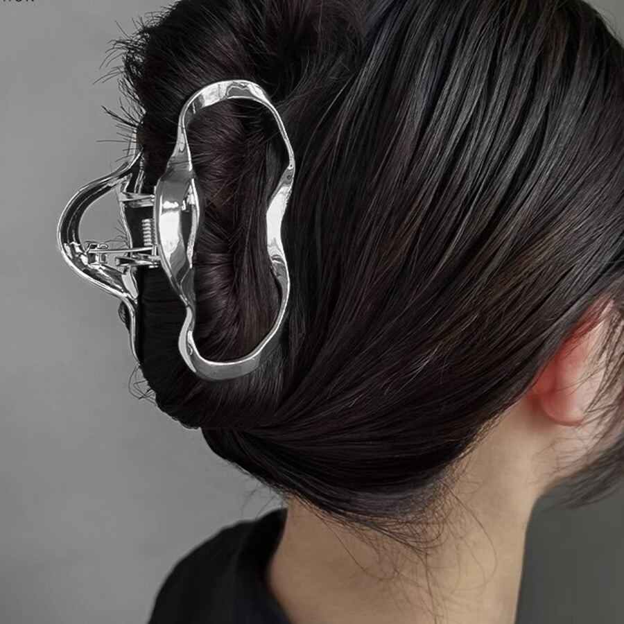 1pc Ladies' Asymmetric Geometric Metal Claw Clip, Suitable For Daily Wear - Silver - View 1