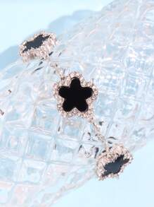 1入組鍍銀五花瓣黑色花和水鑽裝飾手環適合女士