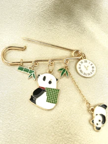 1 件铁合金别针锌合金熊猫形胸针，时尚可爱的女性日常配饰 - 竹簍熊貓 - 查看 2