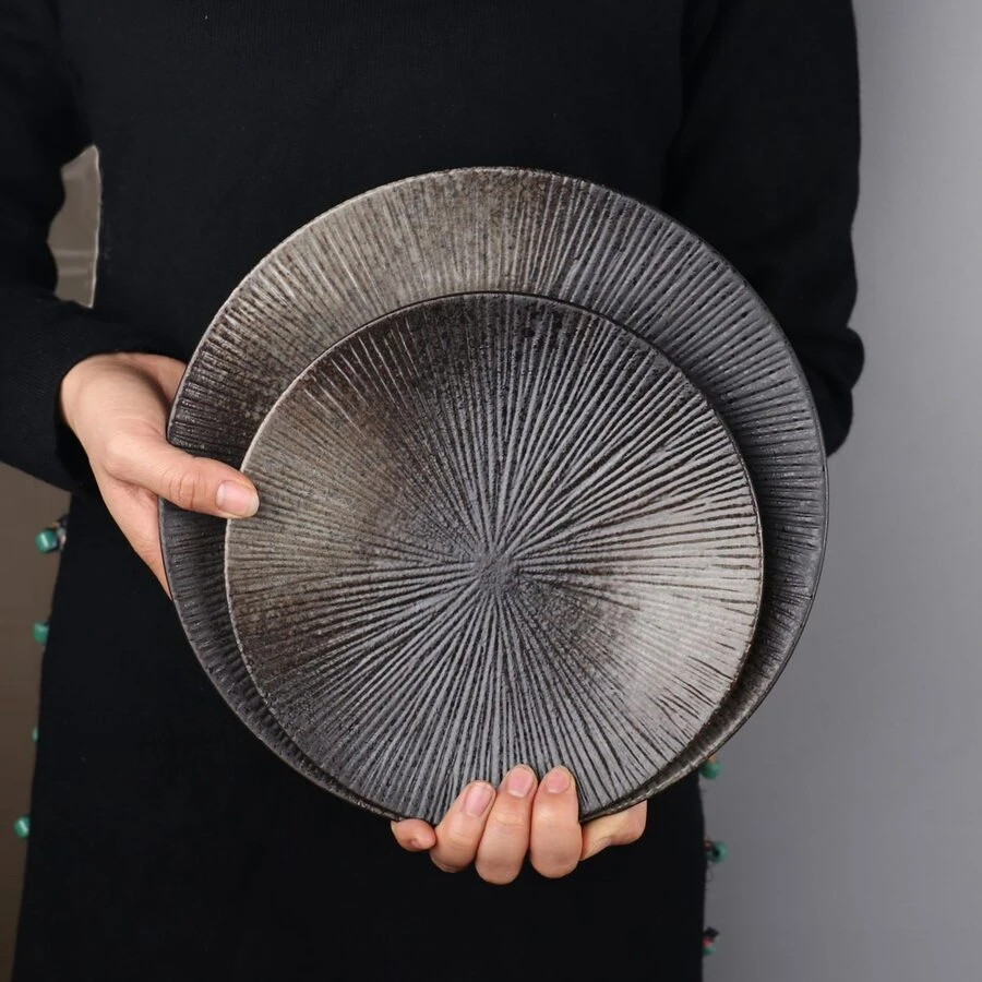 1pc Black Matte Ceramic Dinner Plate For Home Use, Western Style - Black - View 1