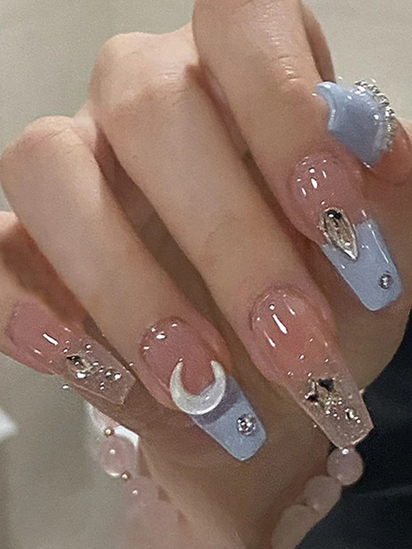 24入組修長墨鏡形狀光澤3D指甲貼片+1入組透明果凍凝膠+1支指甲文件，擠壓式指甲美容工具 - 彩色 - 查看 1