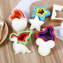 Sandwich Cutter And Sealer Set, Including 4pcs Bread Sandwich Decruster Pancake Maker DIY Cookie Cutters In The Shapes Of Heart, Dinosaur, And Star. Suitable For Kids' Bento Box (random Color)