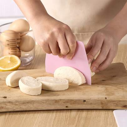 1 Dụng cụ cạo bột, dụng cụ cắt bột bằng nhựa, dụng cụ cạo nhựa dẻo, dụng cụ cạo thực phẩm đa năng dùng cho bánh mì, bột bánh, fondant, kem phủ, dụng cụ làm bánh ngọt