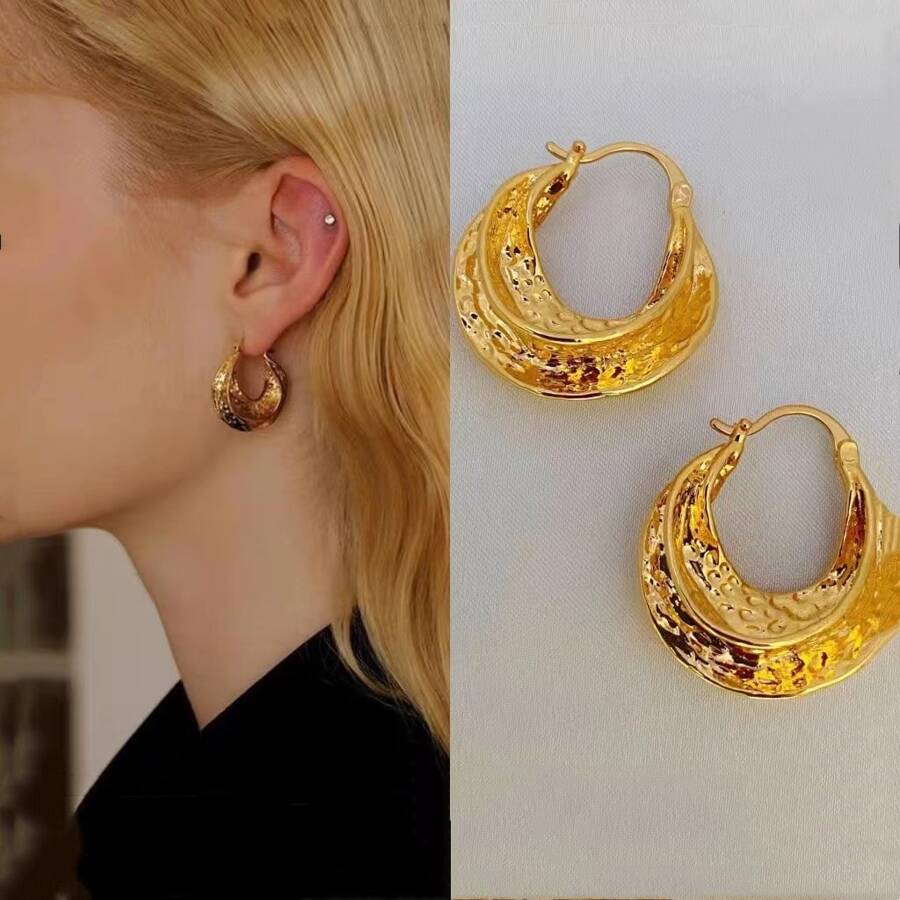 Fashionable Textured Unique French Metal Folded Circle Gold Geometric Asymmetrical Earrings - Gold - View 1