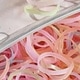藕粉色