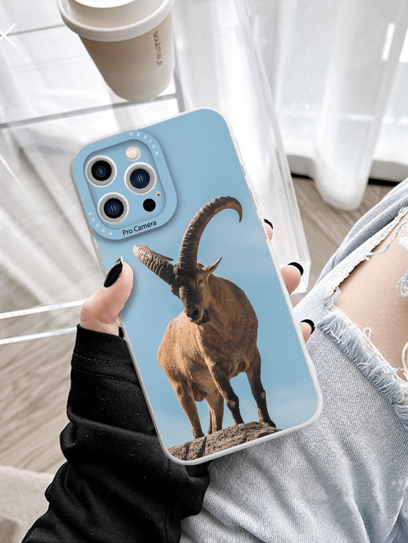Caja del teléfono del material de Tpu de la cabra de montaña compatible con el iPhone - Multicolor - Ver 1